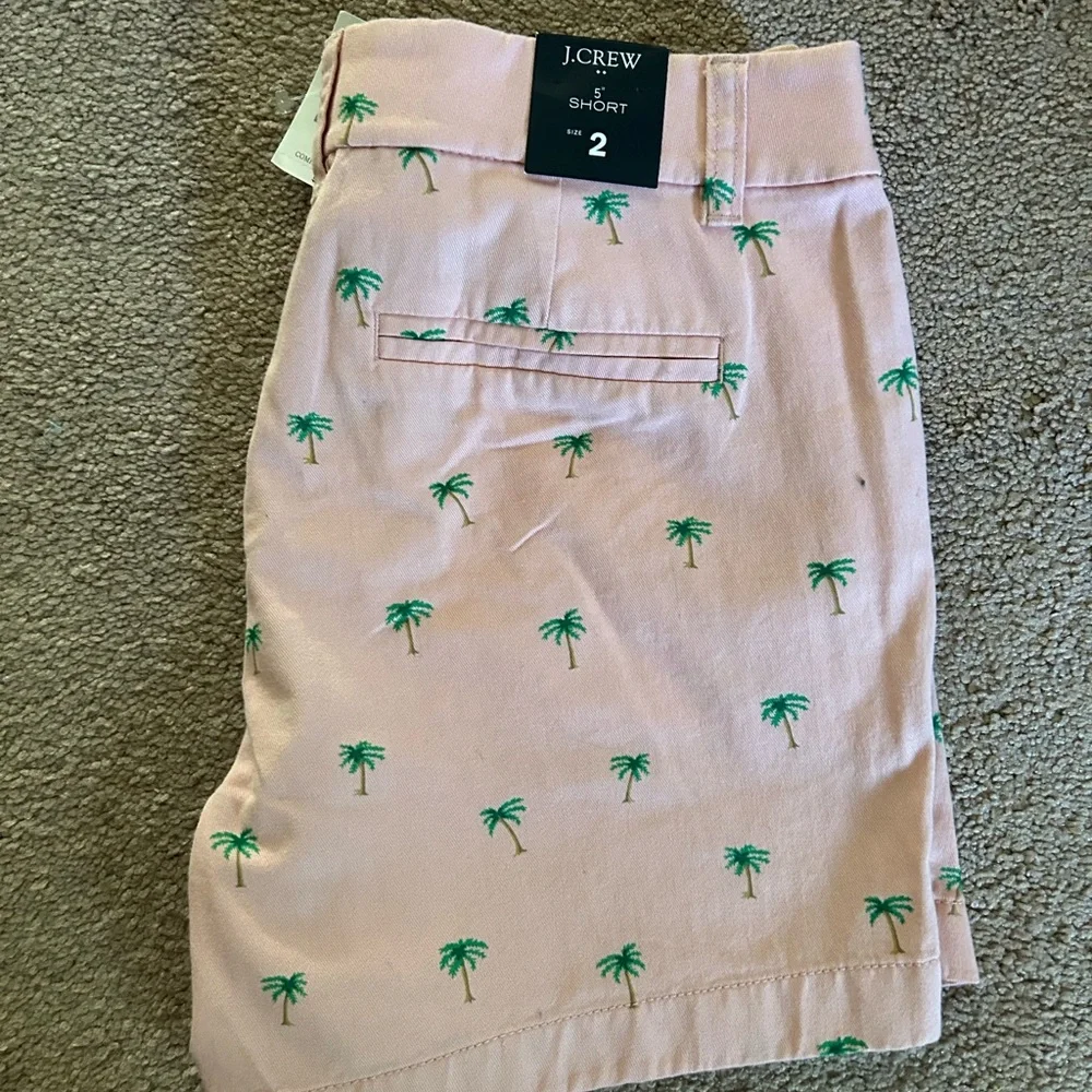 Size 2 Pink and Green Bermuda Shorts NWT - Picture 2 of 2